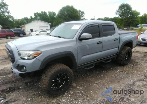 2018 Toyota Tacoma Trd Off Road из США, поврежденный, VIN 5TFCZ5ANXJX155982